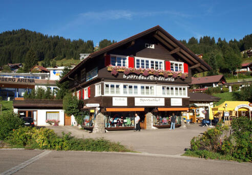 sporthaus-edelweiss-zentralste-lage-in-hirschegg-im-kleinwalsertal