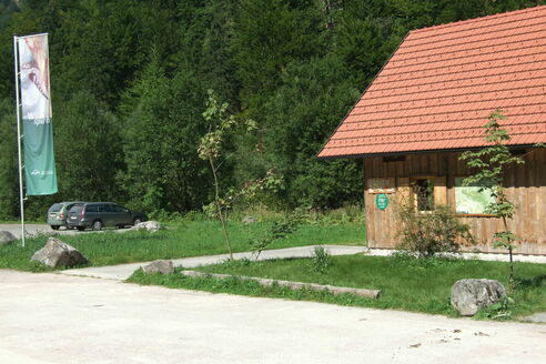 Parkplatz Scheiblingau mit Infohütte