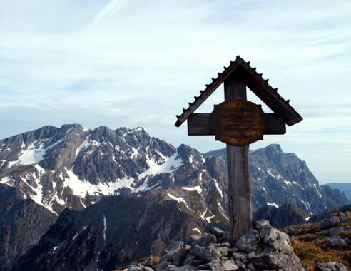 Sennerin-Kreuz 2175 m