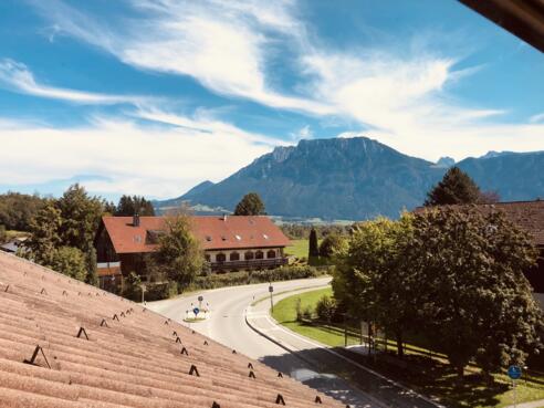 Hauptbild Blick zum Kaisergebirge.jpg