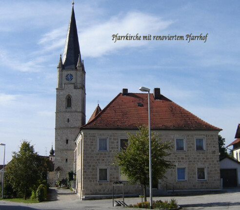 1-kirche-mit-pfarrhof