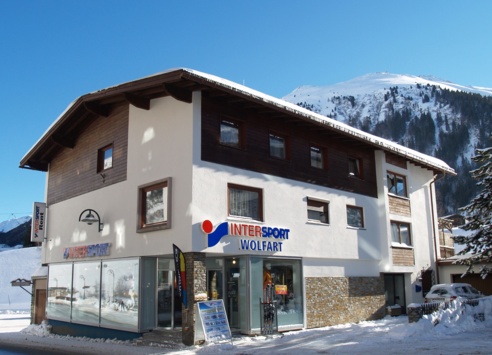 INTERSPORT Wolfart - Dorfplatz gegenüber Hotel Fluchthorn