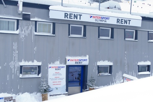 INTERSPORT Olympia - Hotel Olympia neben Parkplatzlift