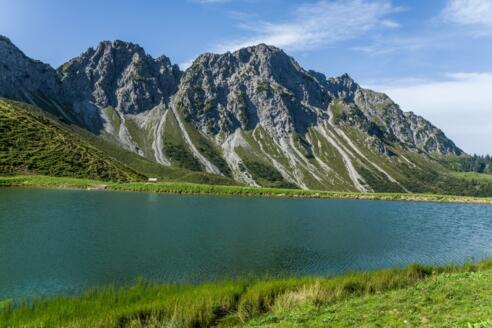 See im Alpgebiet Oberpartnom
