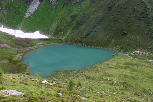Der Berger See und die Bergerseehütte (2181 m).