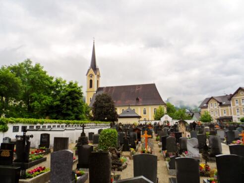 Kirche und Friedhof Bad Goisern