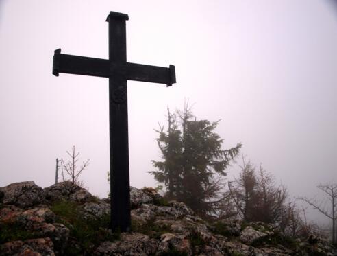 Schiefersteinkreuz 1206m, im Nebel