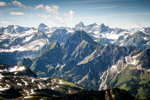 Blick zur Höfats, im Hintergrund der Krottenspitzgrat und Krottenkopf.
