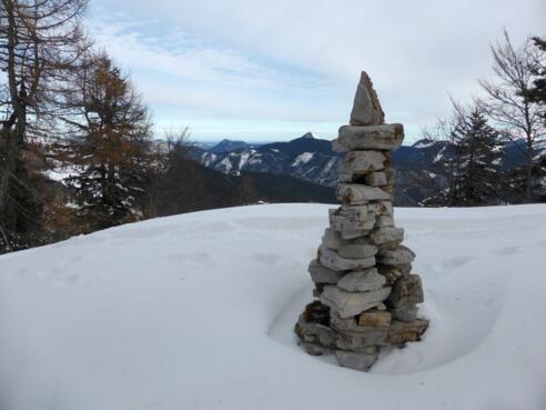 Gipfelsteinmann am Sattelköpfel