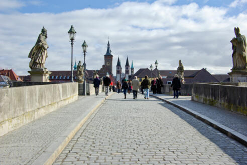 Würzburg, Alte Mainbrücke