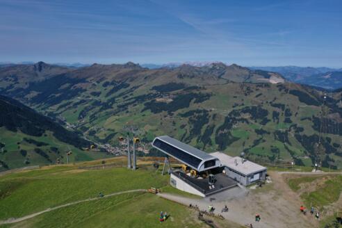 Westgipfelbahn im Sommer