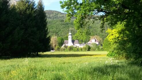 Schloss Aigen mit Pfarrkirche