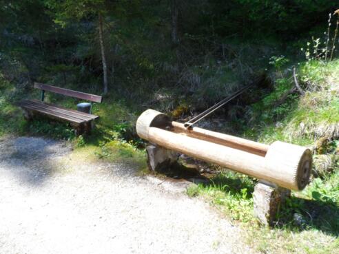 Gemütlicher Rastplatz mit Quelle
