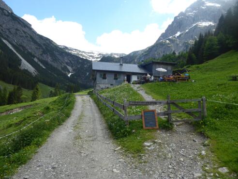 Bernhards Gemstelalp