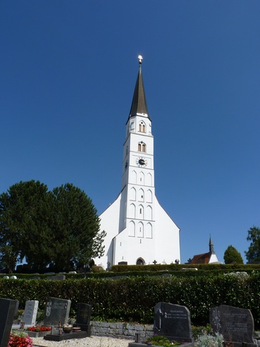 Pfarrkirche St. Georg in Arnstorf