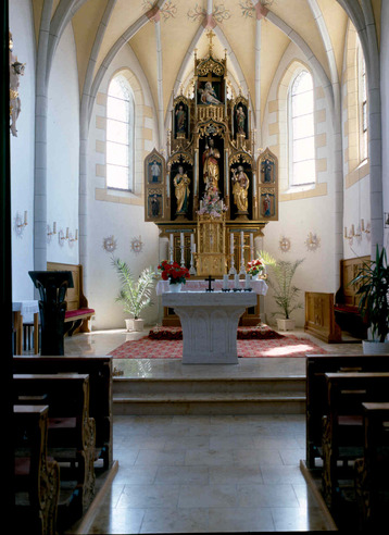 Altar der Kirche St. Jakob der Ältere in Seibersdorf