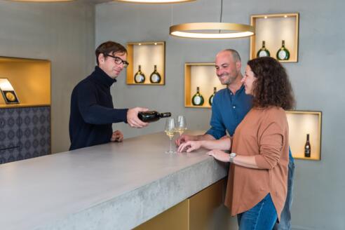 In der Vinothek Zehnthof Weickert