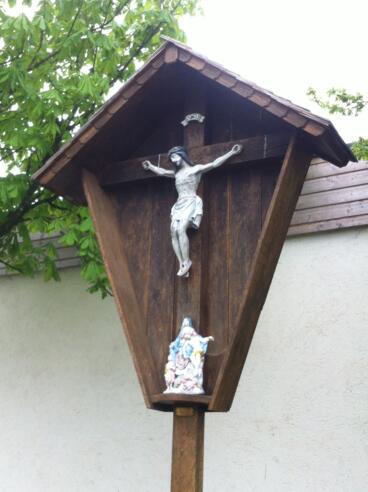 Wegkreuz nördlich von Magentsried