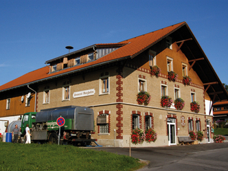 src_99044030-0.jpg