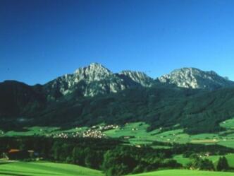 Blick von der Stroblalm auf Hochstaufen.
