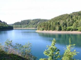 Ein Hauch von Skandinavien: die Ködeltalsperre.