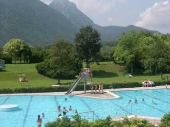 Das Freibad in Schwarzbach.