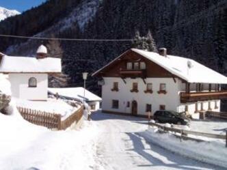 Haus Reinstadler im Winter