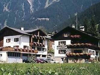 Hausansicht - Sommer