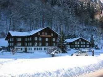 Hausansicht - Winter