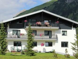 Pension Zöggeler Lech am Arlberg
