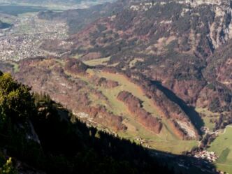 Die Klostertaler Bergwälder von oben (Bludenz - Grubs)