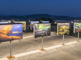 Hartlauer Fotogalerie außen