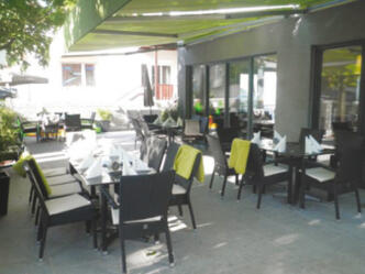 Gastgarten im Sommer