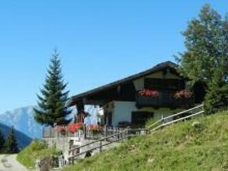 Karalm von vorne