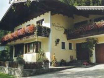 Haus Wintersteller, Sommer