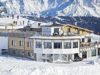 Die Westgipfelhütte im Winter