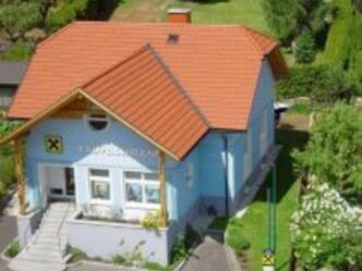 Raiffeisenbank Mittleres Rodltal, Bankstelle Traberg