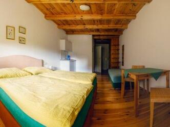 Doppelzimmer mit Küchenzeile