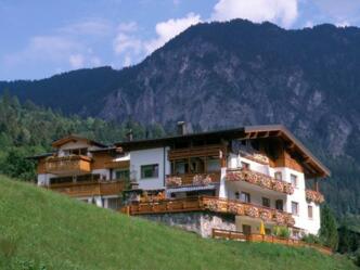 Appart Saroja-Tannleger