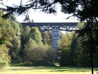 Eisenbahnbrücke