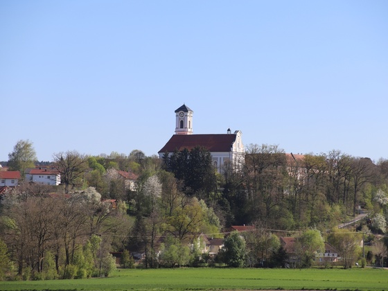 Kloster und Kirche St. Matthäus in Asbach