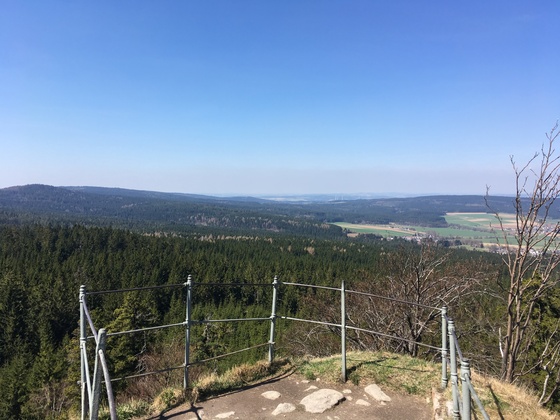 Ausblick vom Aussichtsfelsen am Rudolfstein