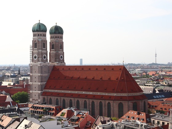 Die Frauenkirche als Gesamtaufnahme