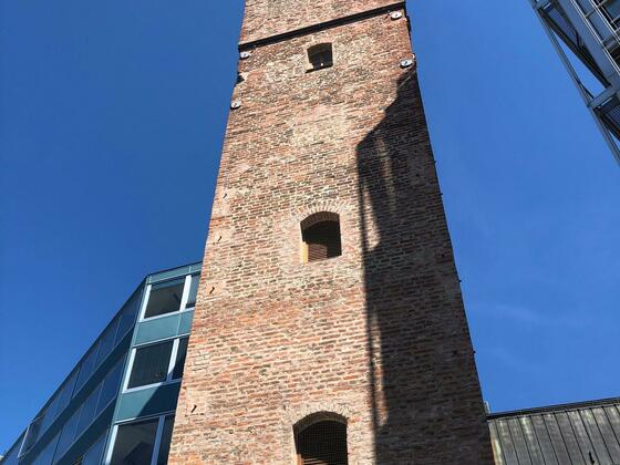 Der Löwenturm am Rindermarkt