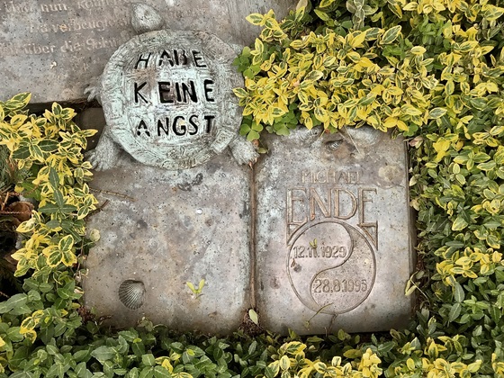 Michael Ende Grab