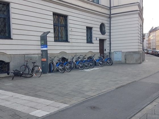 MVG Radstation an der Eisbachwelle