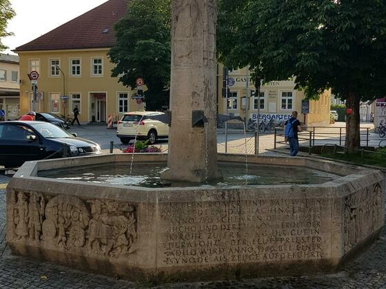 Geschichtsbrunnen