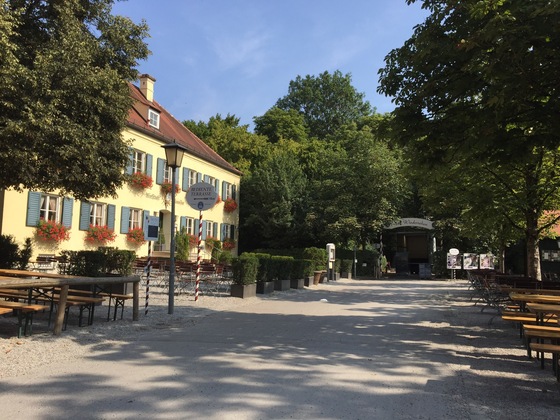 Biergarten Aumeister (Rolli-WC)