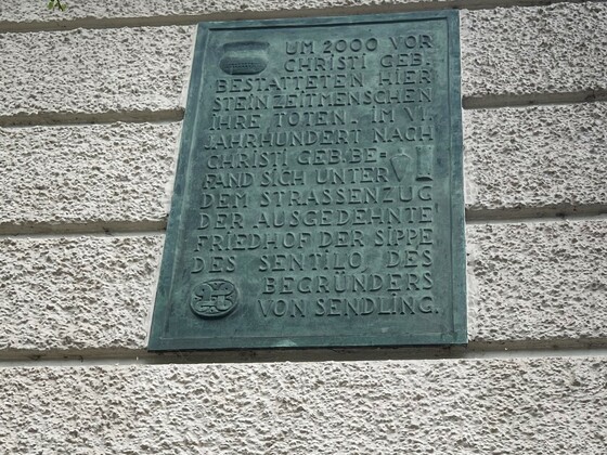 Denkmal an der Plinganserstraße 