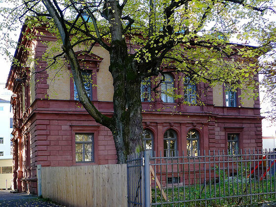 Backsteinhaus in der Nymphenburgerstraße